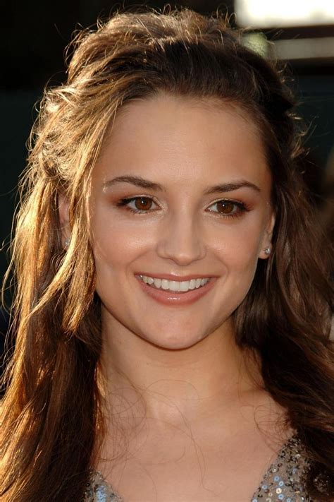 rachael leigh cook|More.